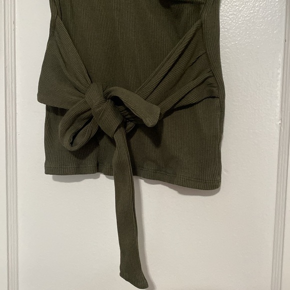 Express Shirt - Picture 3 of 10